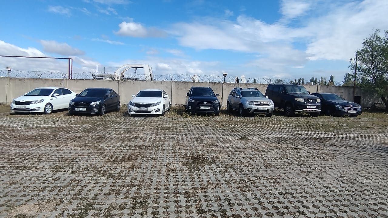 Передали автомобили в зону СВО